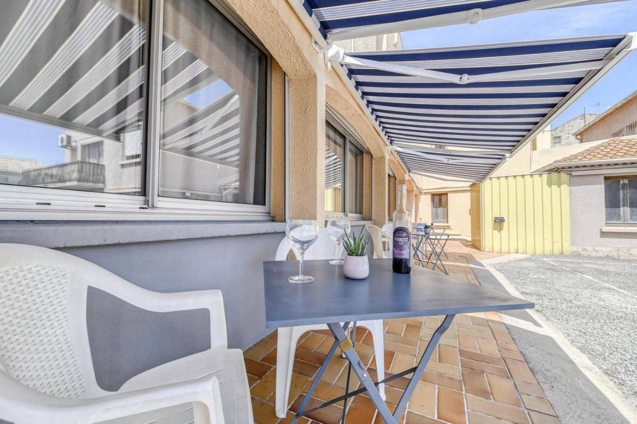 Hotel Vila Frontignan Bagian luar foto