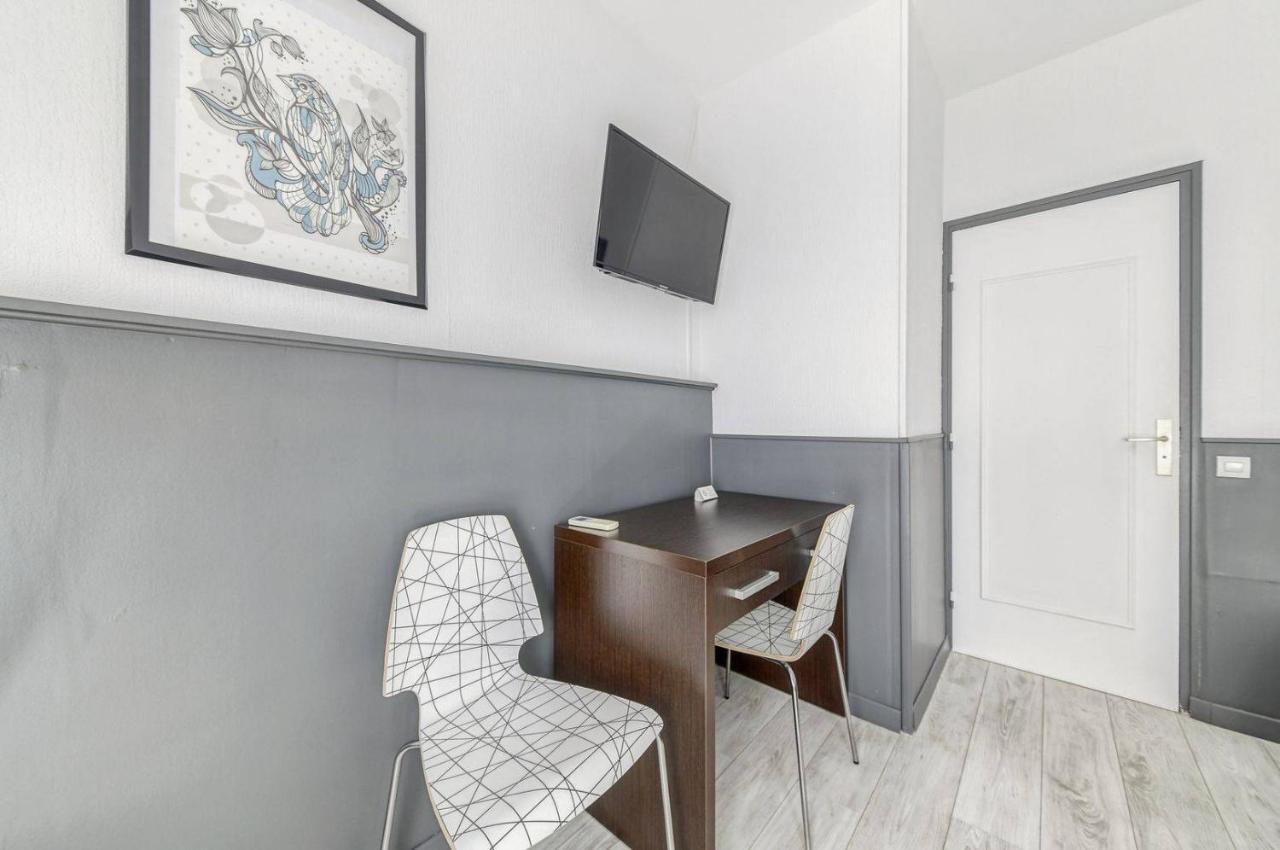 Hotel Vila Frontignan Bagian luar foto